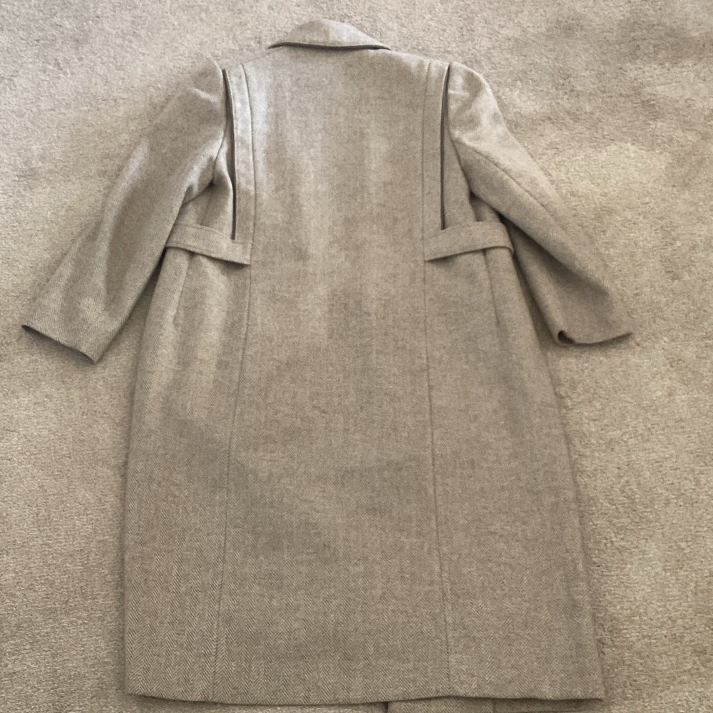 Women's Tan Double-Breasted Trench Coat petite - Picture 5 of 7